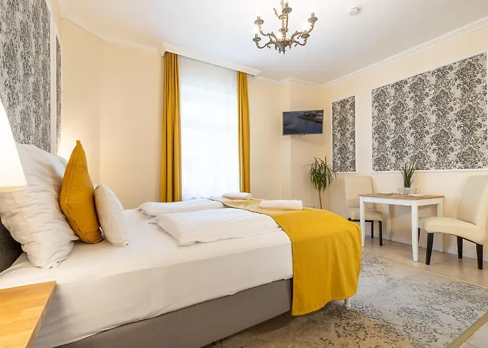 Lucia * Hévíz